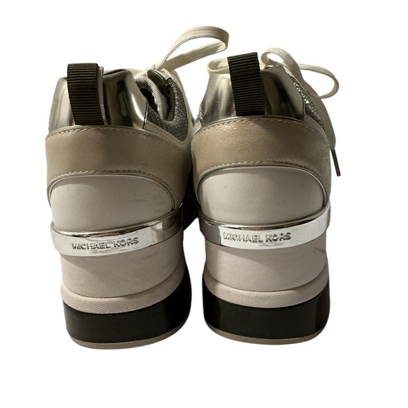 Michael Kors Georgie Trainer Signature Logo Extreme Sneaker - Picture 4 of 8